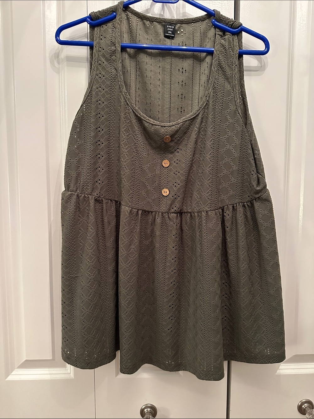 SHEIN Curve Eyelet Babydoll Tank Top in Olive Green 2XL